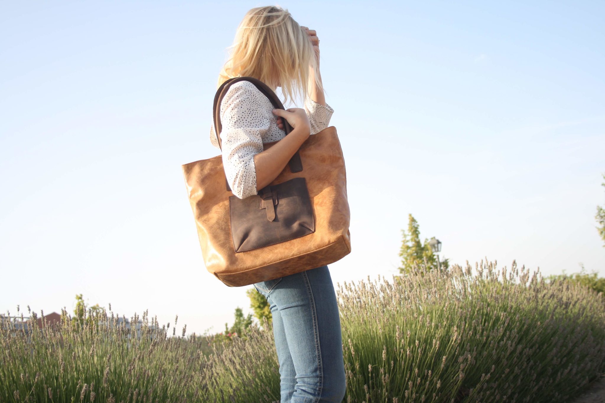 bolso shopper, bolsos de piel, bolsos rebaajas, kalimba, verano, moda, complementos, tendencias, compra online